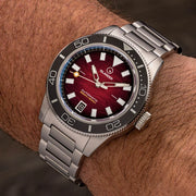 Islander Bayport ISL-310 – Maroon Wave Dial – 200M Automatic Dive Watch